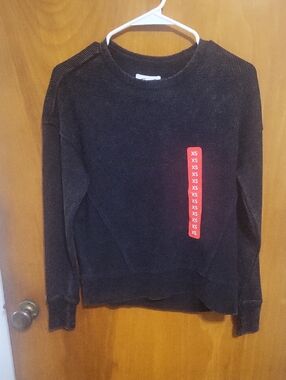 NWT Seven7 Black Crewneck Shirt- Size Xs